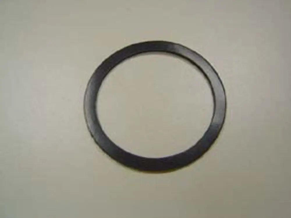 Runde Dichtung von Remeha, in Schwarz, flach ohne erkennbaren Aufdruck, auf hellem Hintergrund.